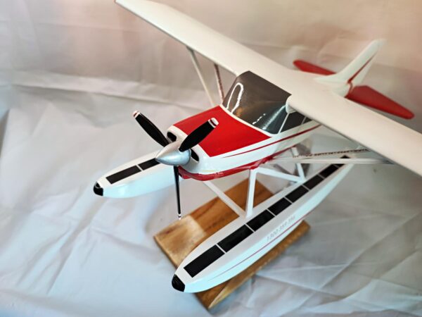 MAULE M-7-235 Floatplane with detailed craftsmanship.